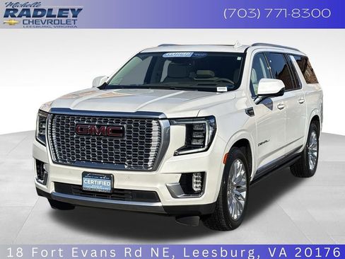 Used 2023 GMC Yukon XL Denali w/ Max Trailering Package image 1