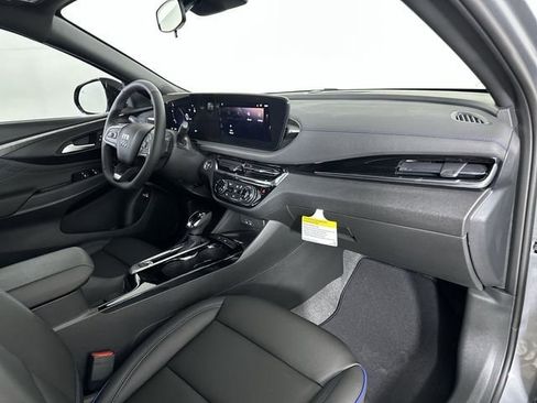 New 2026 Buick Envista Sport Touring FWD image 31