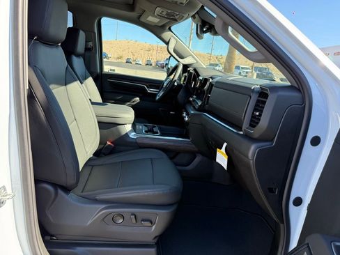 New 2026 GMC Sierra 2500 SLT w/ Max Trailering Package image 13