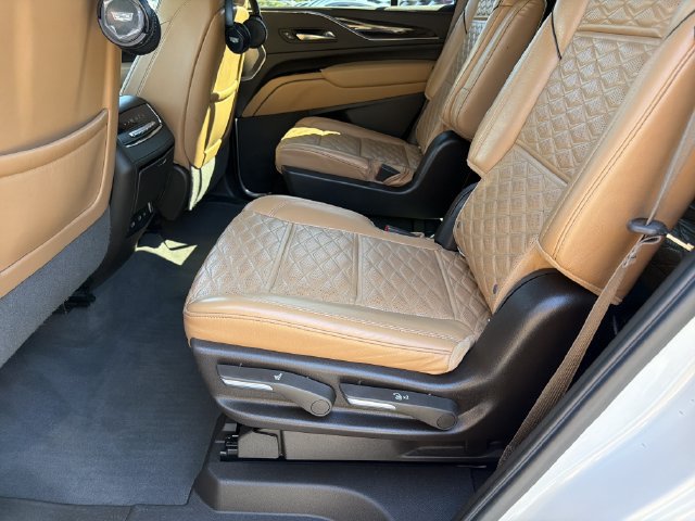 Used 2022 Cadillac Escalade Sport w/ Touring Package AWD/4WD image 24