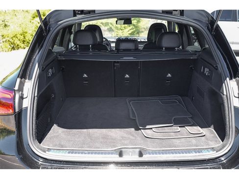 Certified 2026 Mercedes-Benz GLC 300 4MATIC image 25
