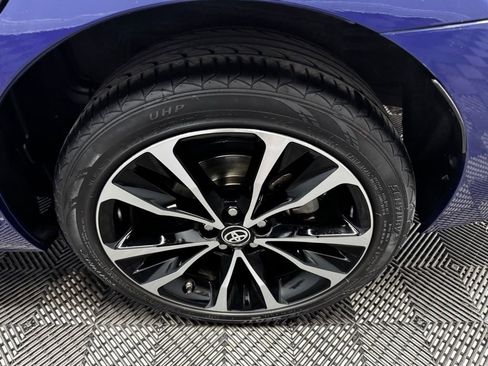 Used 2018 Toyota Corolla SE w/ Body Protection Package image 19