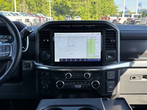 Used 2022 Ford F150 Lariat w/ Equipment Group 501A Mid AWD/4WD image 17