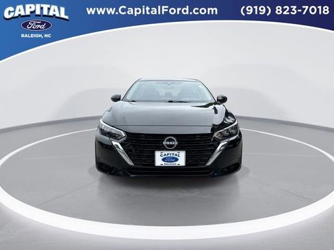 Used 2025 Nissan Sentra SV FWD image 3
