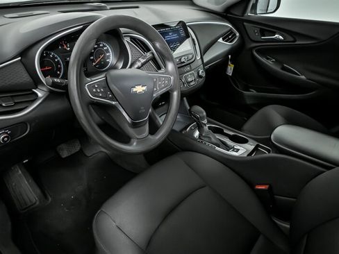 Used 2024 Chevrolet Malibu LS image 17