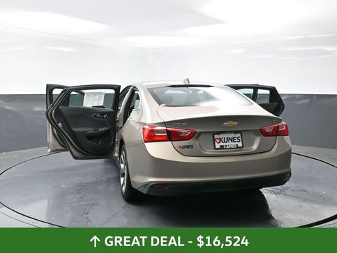 Used 2023 Chevrolet Malibu LT image 59