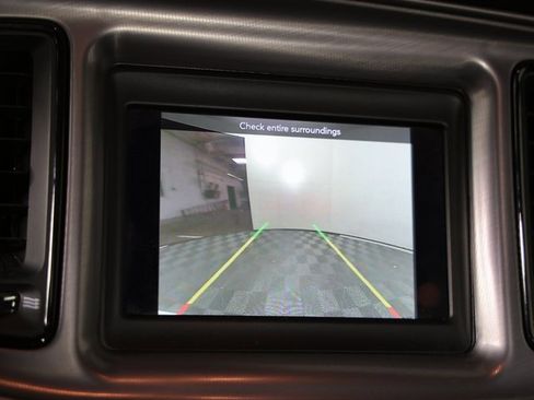 Certified 2023 Dodge Challenger SXT image 17