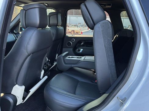 Used 2022 Land Rover Range Rover P525 Westminster Edition image 9