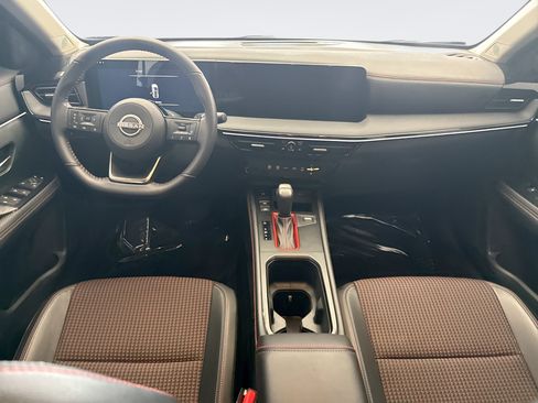 Used 2025 Nissan Kicks SR AWD/4WD image 14