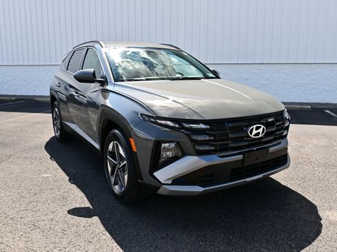 Used 2025 Hyundai Tucson SEL AWD/4WD image 2