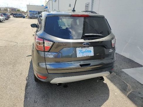 Used 2018 Ford Escape SE w/ SE Sync 3 Package FWD image 17