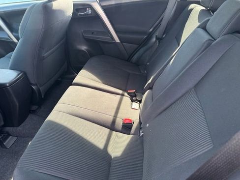 Used 2015 Toyota RAV4 XLE image 7