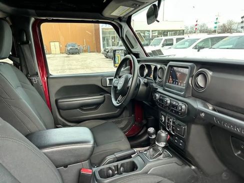 Used 2021 Jeep Wrangler Unlimited Sport image 31