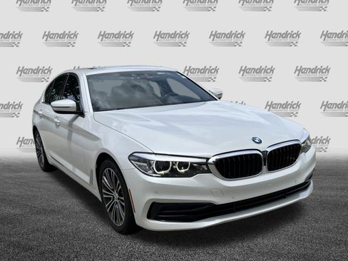 Used 2019 BMW 530i w/ Convenience Package RWD image 2