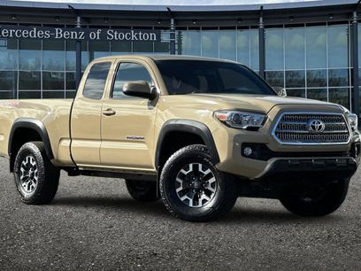 Used 2017 Toyota Tacoma 4x4 Access Cab