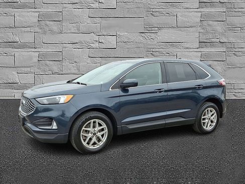 Certified 2024 Ford Edge SEL w/ Convenience Package image 5