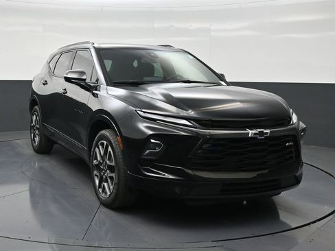 Used 2024 Chevrolet Blazer RS w/ Enhanced Convenience Package FWD image 7