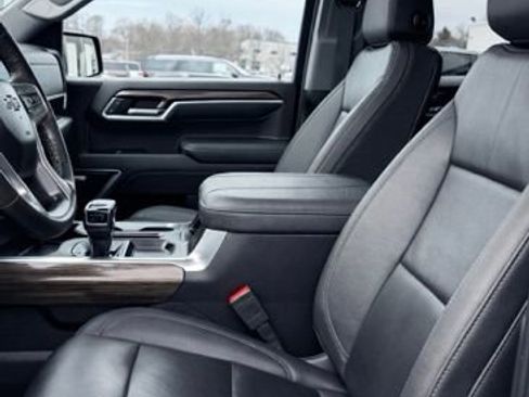 Used 2025 Chevrolet Silverado 1500 RST w/ Convenience Package II image 13