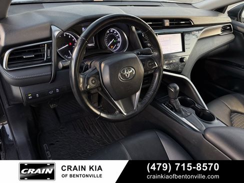 Used 2019 Toyota Camry SE image 9