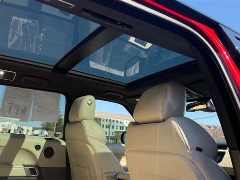 Used 2016 Land Rover Range Rover Sport HSE image 13