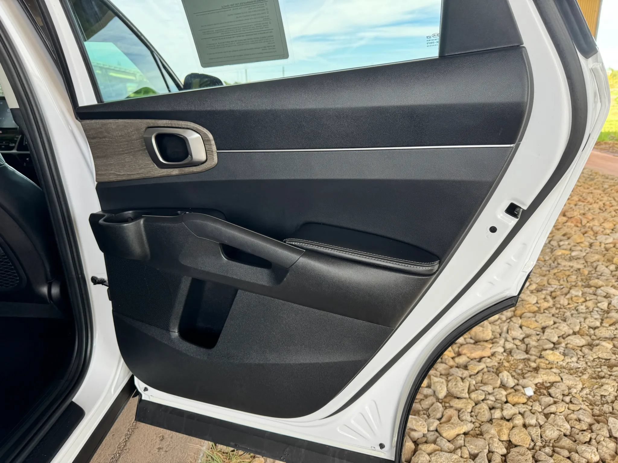 Used 2021 Kia Sorento EX w/ Panoramic Sunroof Package FWD image 26