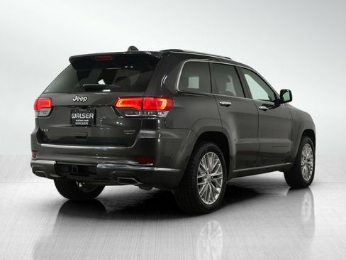 Used 2017 Jeep Grand Cherokee Summit image 5