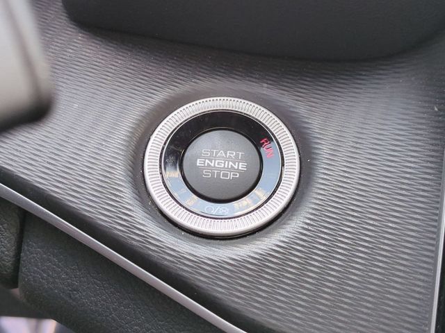 Used 2024 Jeep Grand Cherokee Altitude AWD/4WD image 21