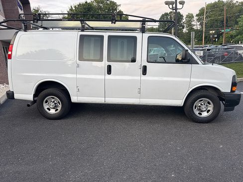 Used 2021 Chevrolet Express 2500 w/ Driver Convenience Package RWD image 2