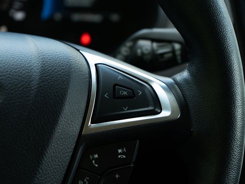 Used 2024 Ford Edge Titanium image 21