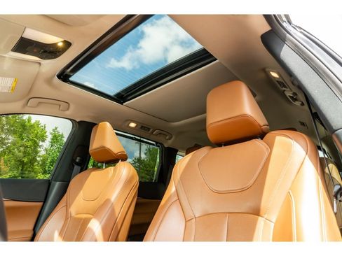 Used 2023 INFINITI QX60 Sensory w/ Cargo Package AWD/4WD image 14