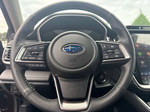Certified 2025 Subaru Outback Limited AWD/4WD image 7