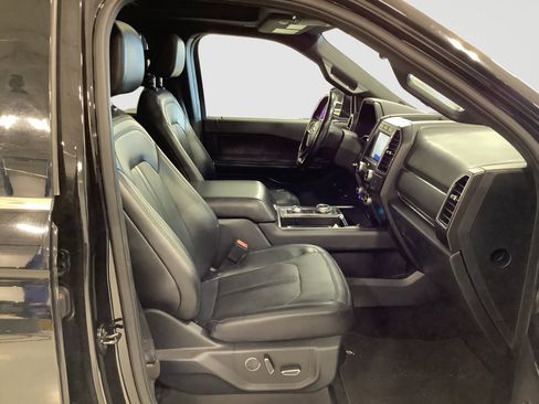 Used 2021 Ford Expedition Limited AWD/4WD image 16