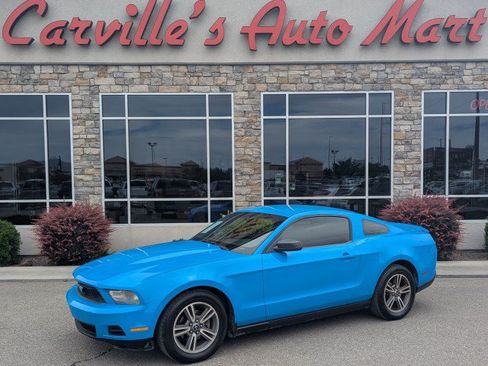 Used 2010 Ford Mustang Coupe RWD image 1