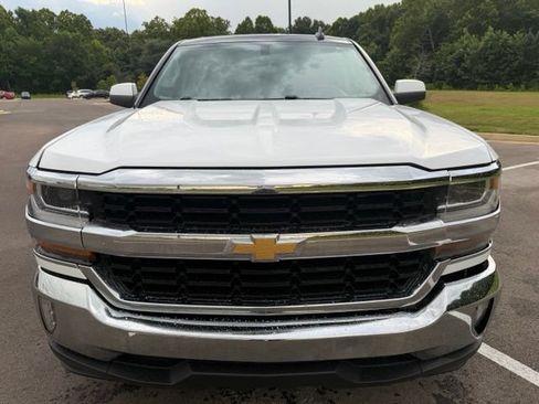 Used 2019 Chevrolet Silverado 1500 LT w/ All Star Edition RWD image 2