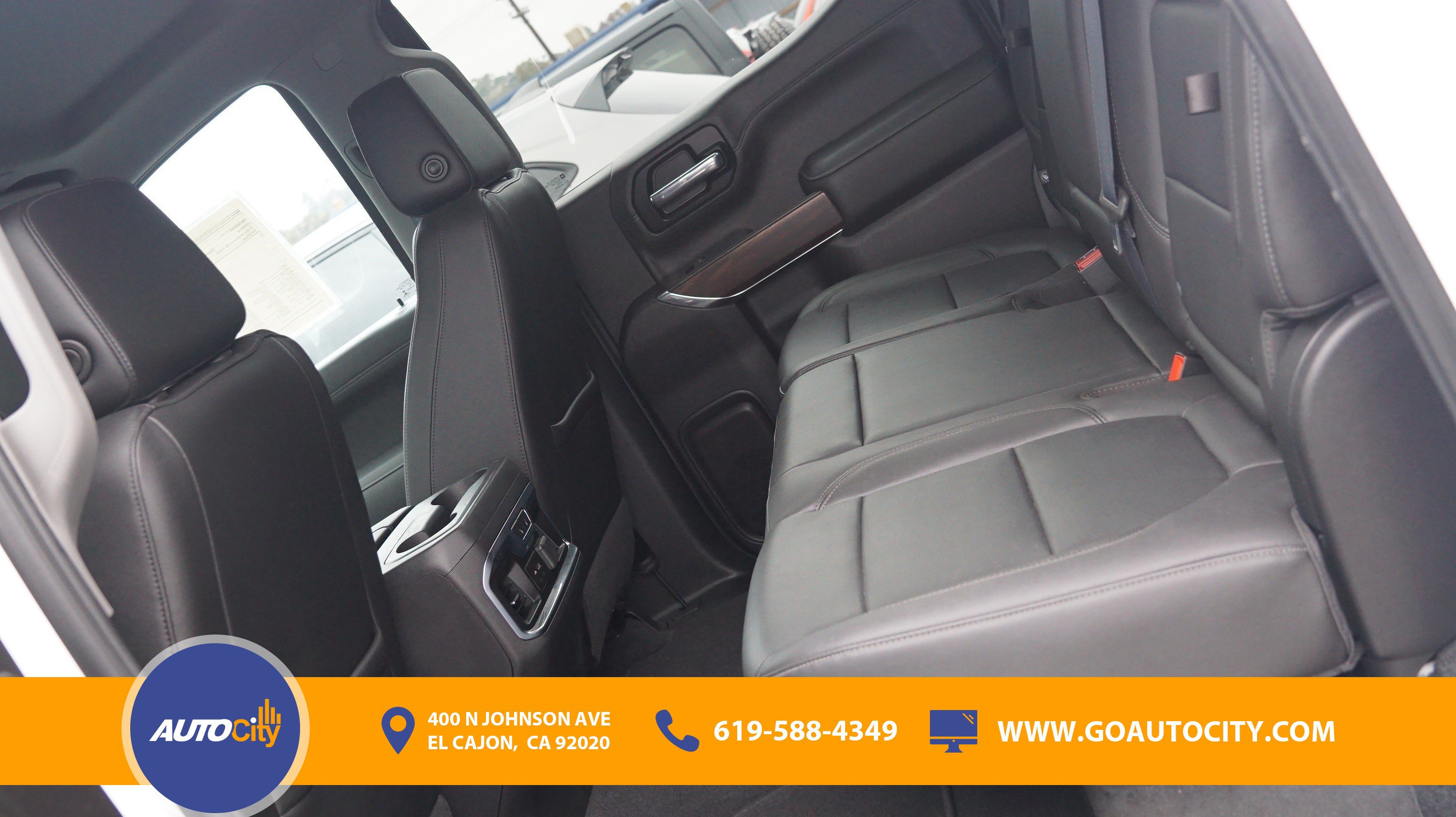 Used 2020 GMC Sierra 1500 SLT w/ SLT Premium Package RWD image 14