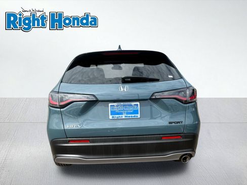 Used 2024 Honda HR-V Sport image 8