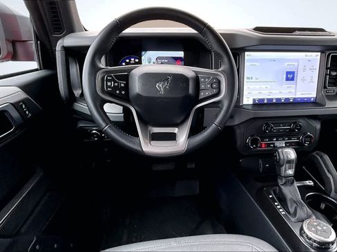 Used 2024 Ford Bronco Big Bend image 15