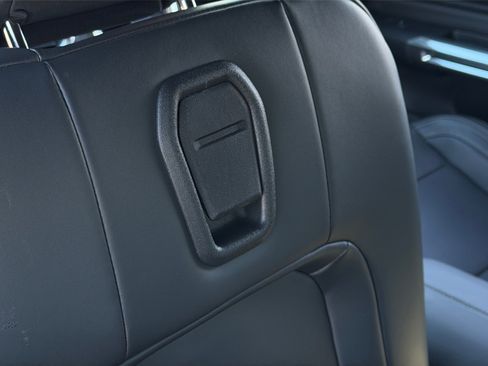 Used 2024 Ford Mustang GT Premium image 30