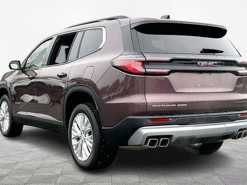 Used 2024 GMC Acadia Elevation w/ Luxury Package image 4