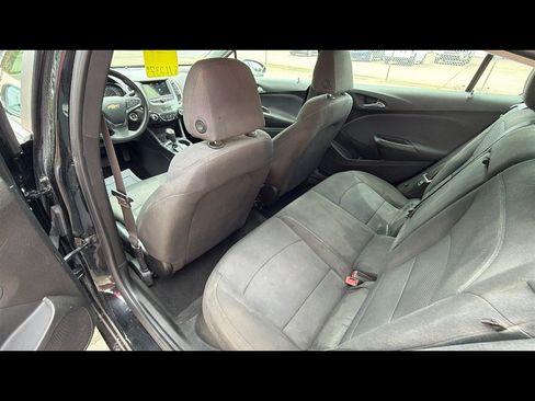 Used 2019 Chevrolet Cruze LT w/ LT True North Edition FWD image 24
