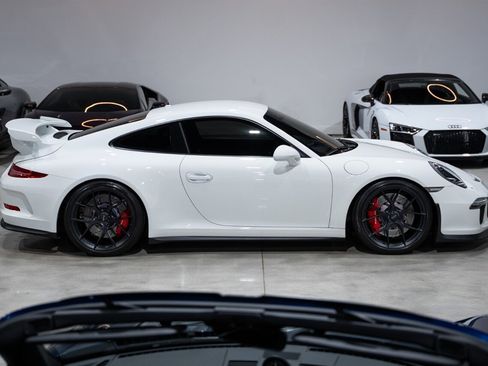 Used 2014 Porsche 911 GT3 RWD image 7
