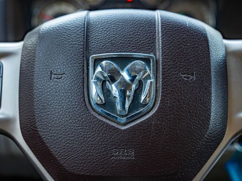 Used 2015 RAM 2500 Longhorn w/ Convenience Group AWD/4WD image 14