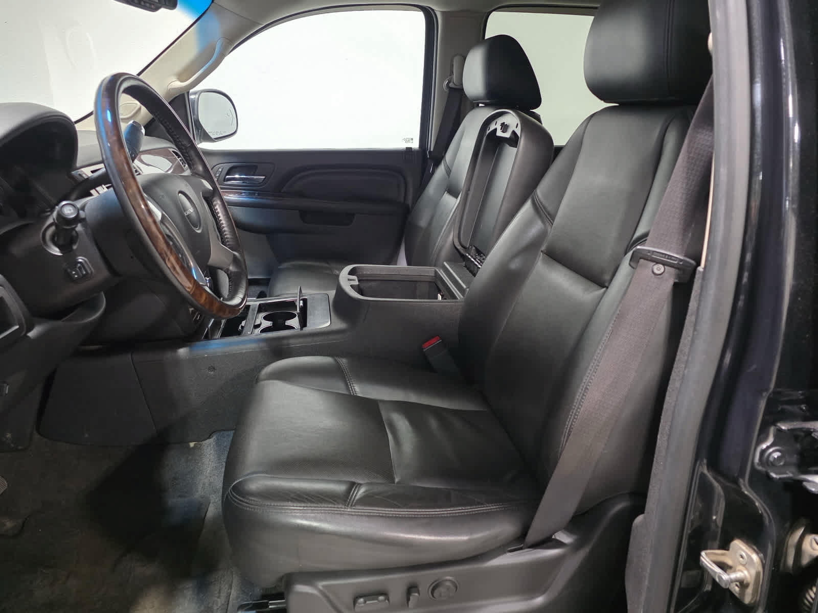 Used 2012 GMC Yukon Denali AWD/4WD image 12