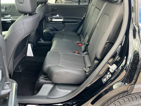 New 2026 Mercedes-Benz GLB 250 4MATIC image 21
