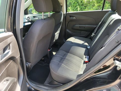 Used 2017 Chevrolet Sonic LT image 11