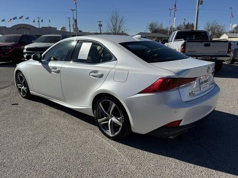 Used 2017 Lexus IS 200t w/ Premium Package image 4