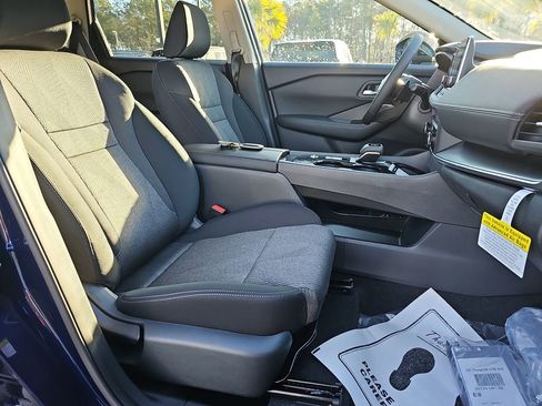 New 2026 Nissan Rogue SV FWD image 14