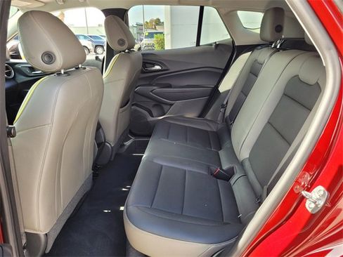 Certified 2024 Chevrolet Trax ACTIV w/ Driver Confidence Package image 14