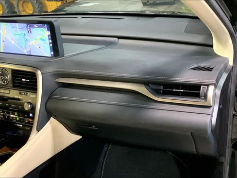 Used 2022 Lexus RX 350 AWD w/ Premium Package image 18