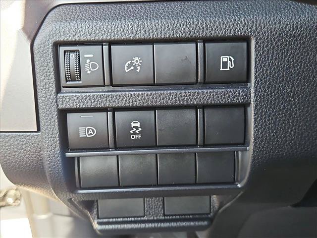 Used 2025 Toyota 4Runner SR5 AWD/4WD image 16